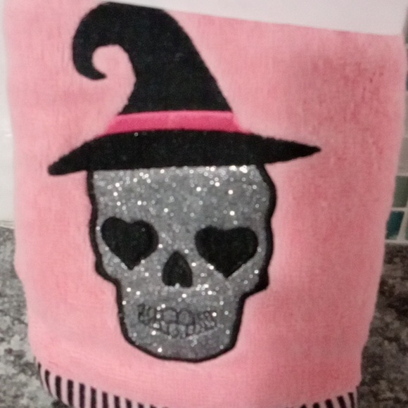 Halloween hand towel set 🩷 - Picture 3 of 4